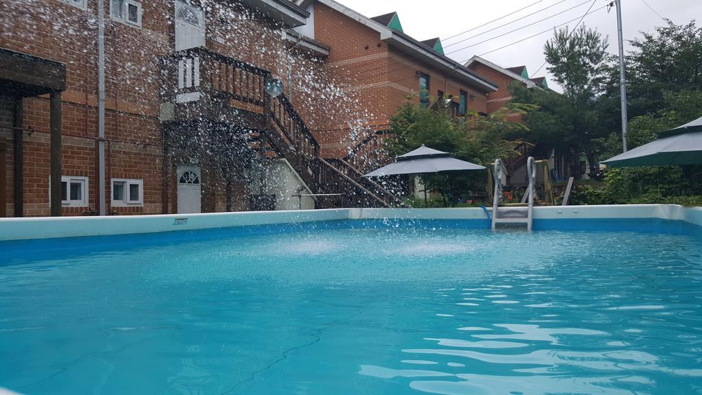 Hwangto Green Village Pension Yongin Ngoại thất bức ảnh